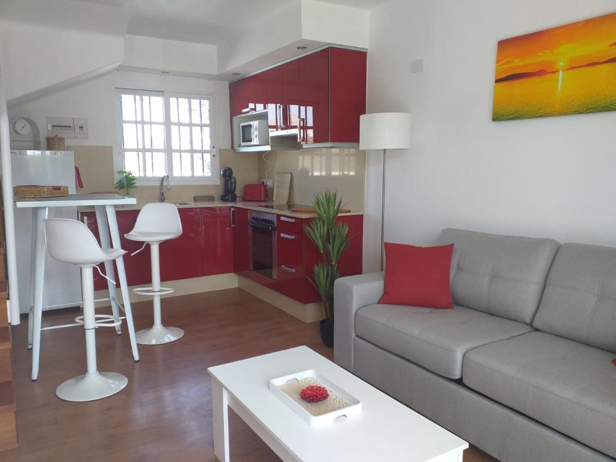 Apartment Duplex -The Sunny Hut - Swimming Pool - Free Wifi & Ac- Residence Las Marinas Puerto del Carmen  Buitenkant foto