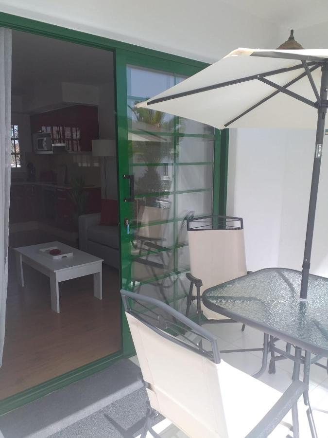 Apartment Duplex -The Sunny Hut - Swimming Pool - Free Wifi & Ac- Residence Las Marinas Puerto del Carmen  Buitenkant foto