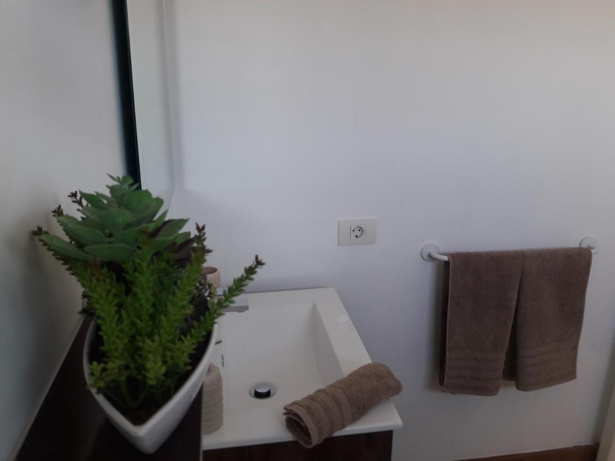 Apartment Duplex -The Sunny Hut - Swimming Pool - Free Wifi & Ac- Residence Las Marinas Puerto del Carmen  Buitenkant foto