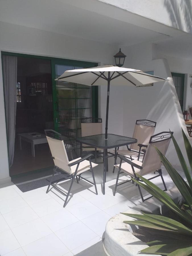Apartment Duplex -The Sunny Hut - Swimming Pool - Free Wifi & Ac- Residence Las Marinas Puerto del Carmen  Buitenkant foto