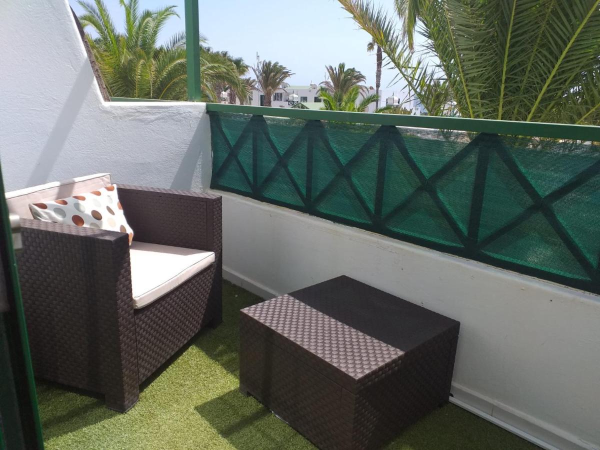 Apartment Duplex -The Sunny Hut - Swimming Pool - Free Wifi & Ac- Residence Las Marinas Puerto del Carmen  Buitenkant foto