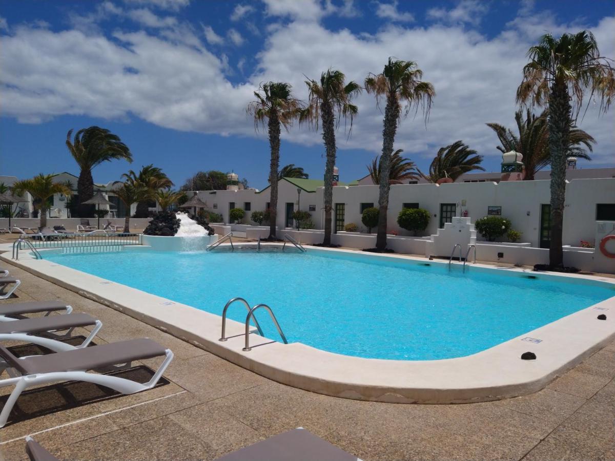 Apartment Duplex -The Sunny Hut - Swimming Pool - Free Wifi & Ac- Residence Las Marinas Puerto del Carmen  Buitenkant foto